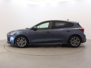 Used Ford Focus 2022 for sale - 74880101: Photo