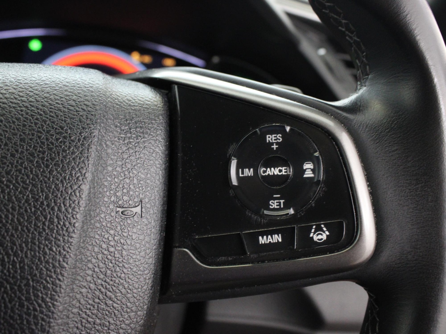 Used Honda Civic 2017 for sale - 77135401: Photo 15