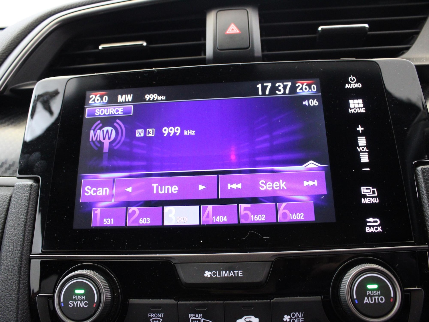 Used Honda Civic 2017 for sale - 77135401: Photo 23