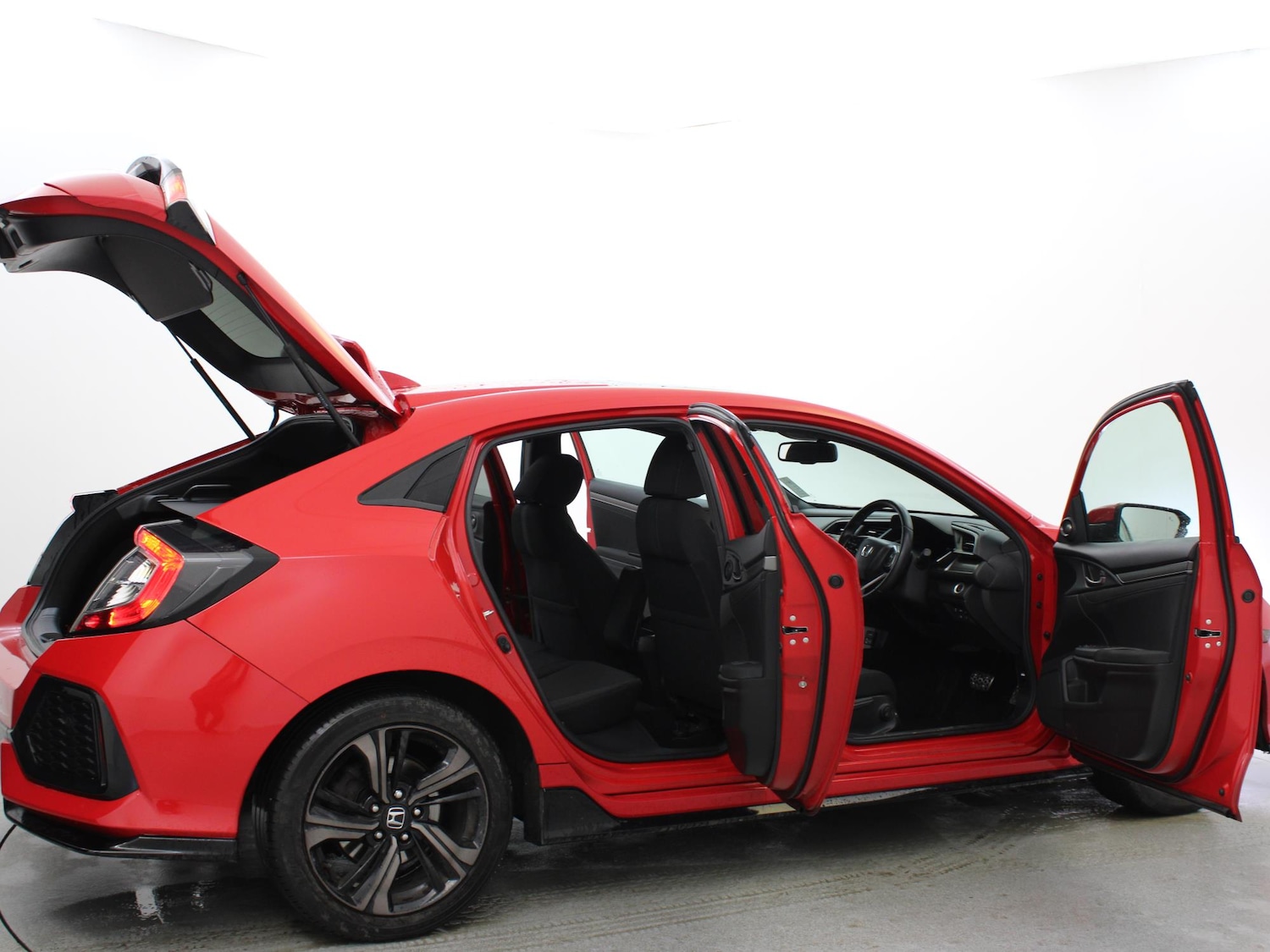 Used Honda Civic 2017 for sale - 77135401: Photo 31