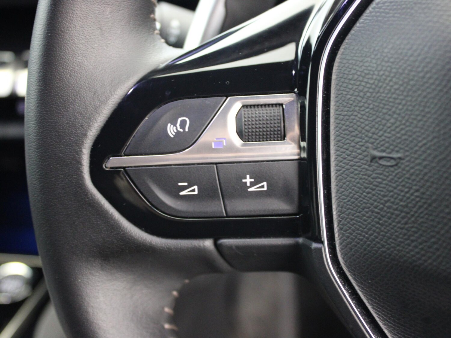 Used Peugeot 3008 2024 for sale - 77687108: Photo 26