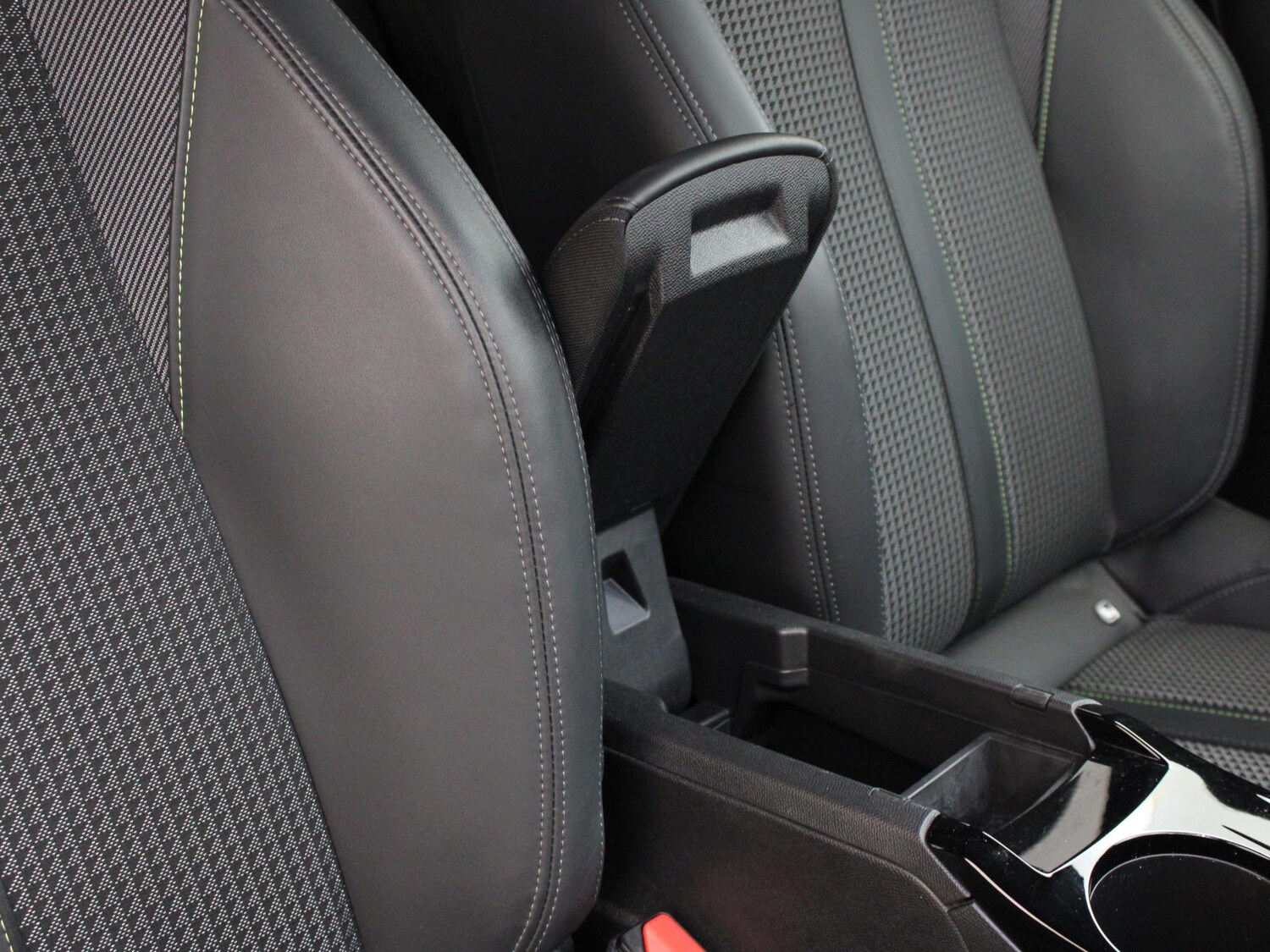 Used Peugeot 2008 2022 for sale - 78038114: Photo 24