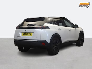 Used Peugeot 2008 2021 for sale - 76516020: Photo