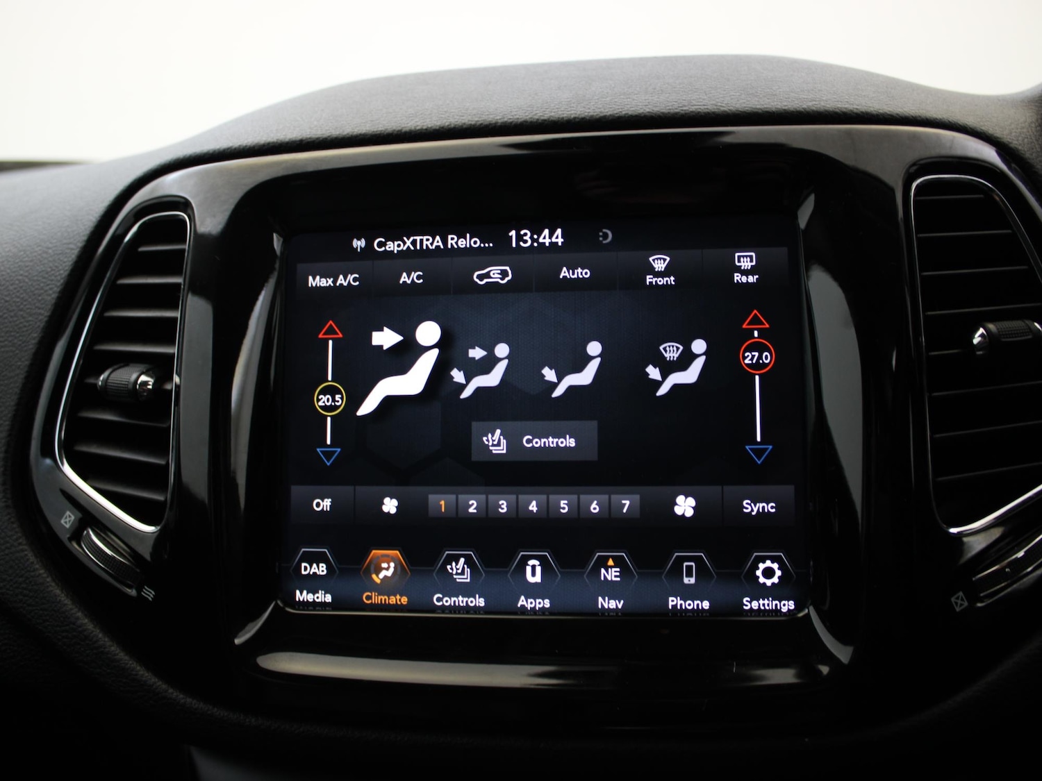 Used Jeep Compass 2018 for sale - 77895863: Photo 18