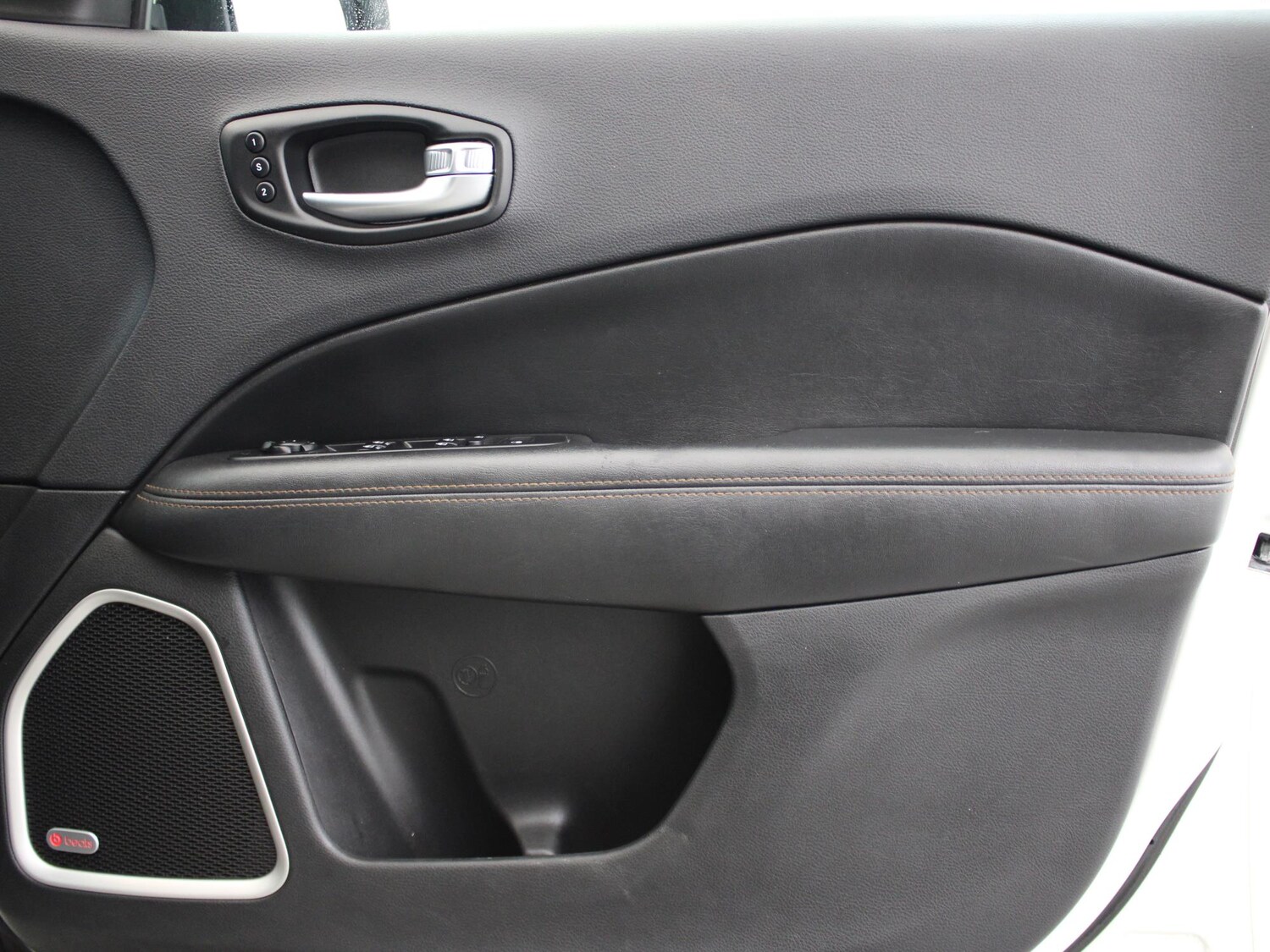 Used Jeep Compass 2018 for sale - 77895863: Photo 26