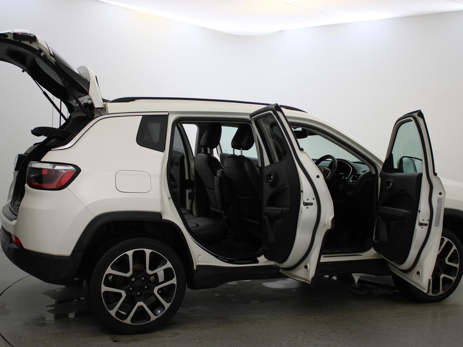 Used Jeep Compass 2018 for sale - 77895863: Photo 29