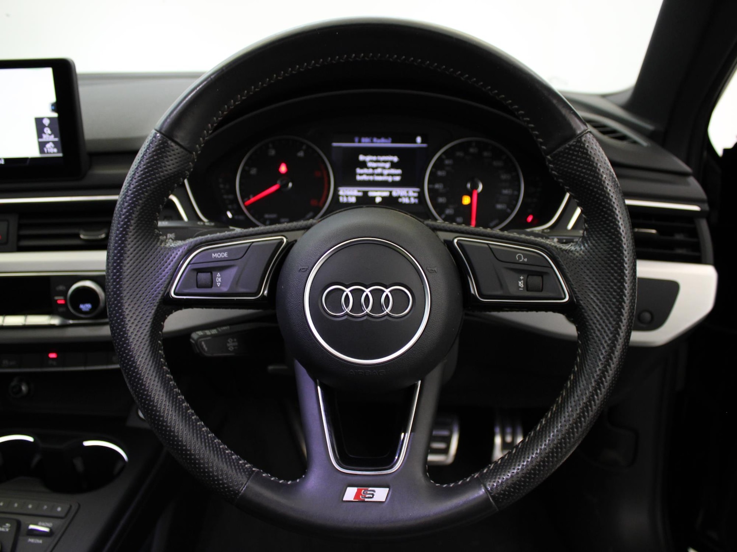 Used Audi A4 2016 for sale - 76128277: Photo 32