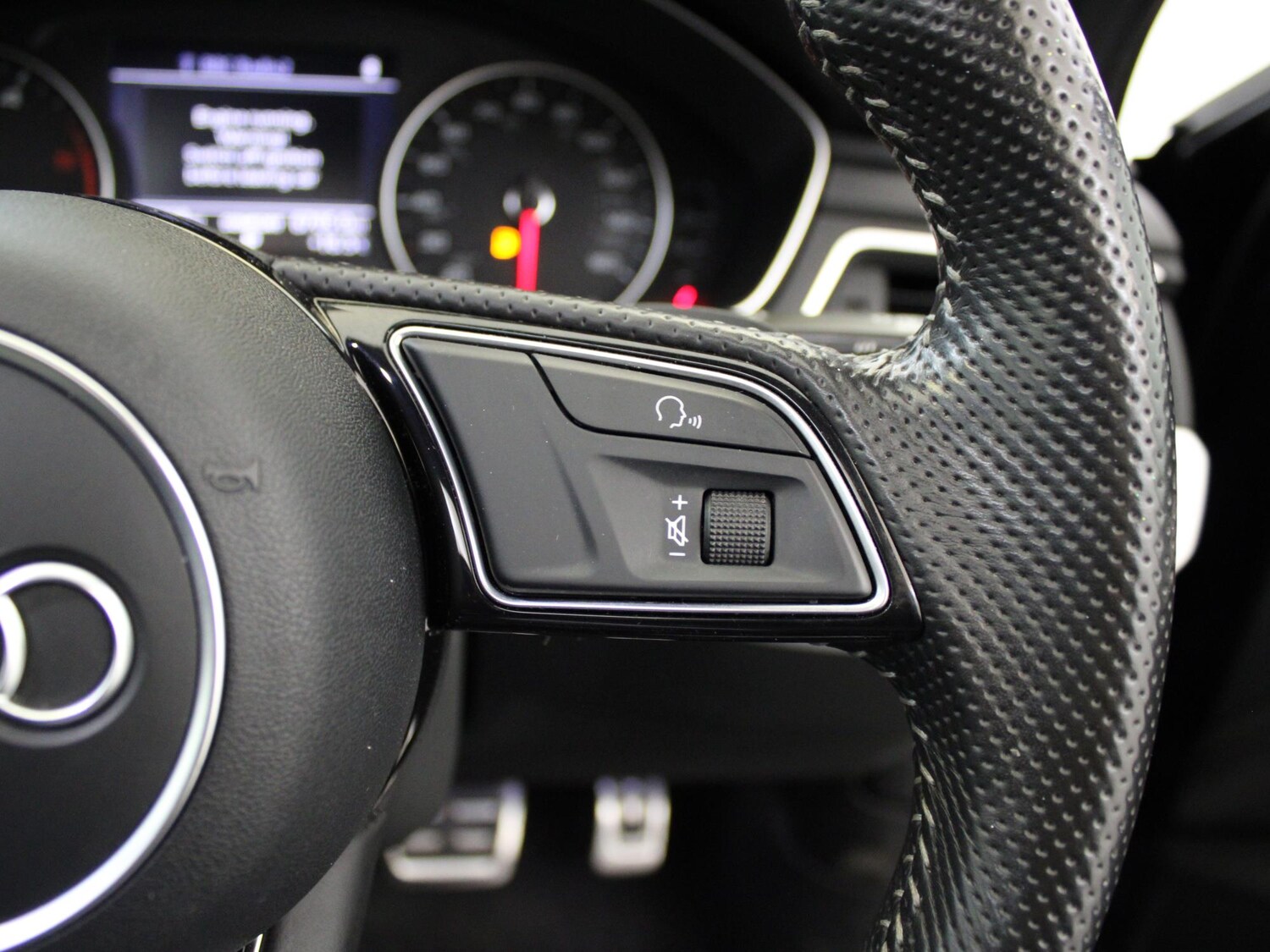 Used Audi A4 2016 for sale - 76128277: Photo 34