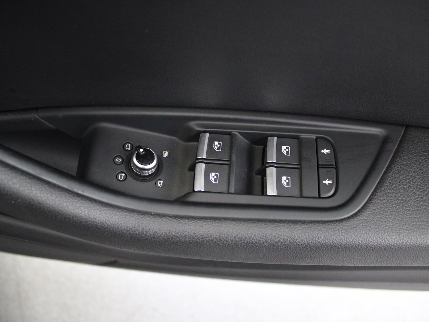 Used Audi A4 2016 for sale - 76128277: Photo 40