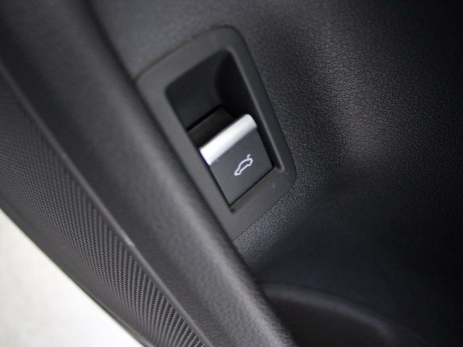 Used Audi A4 2016 for sale - 76128277: Photo 41