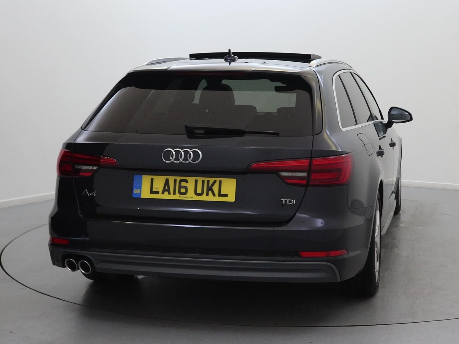 Used Audi A4 2016 for sale - 76128277: Photo 6