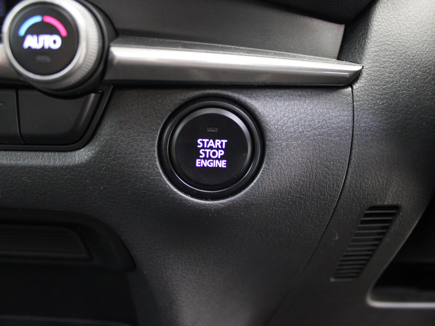 Used Mazda CX-30 2022 for sale - 78038095: Photo 15