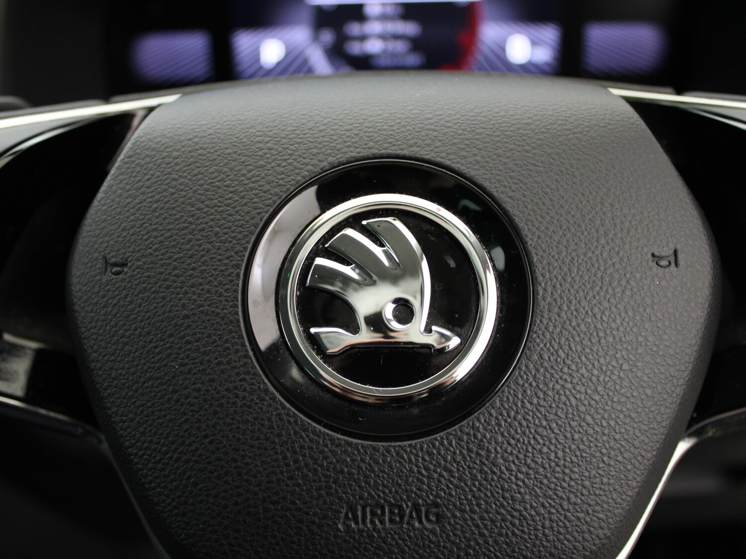 Used Skoda Karoq 2023 for sale - 77220019: Photo 33