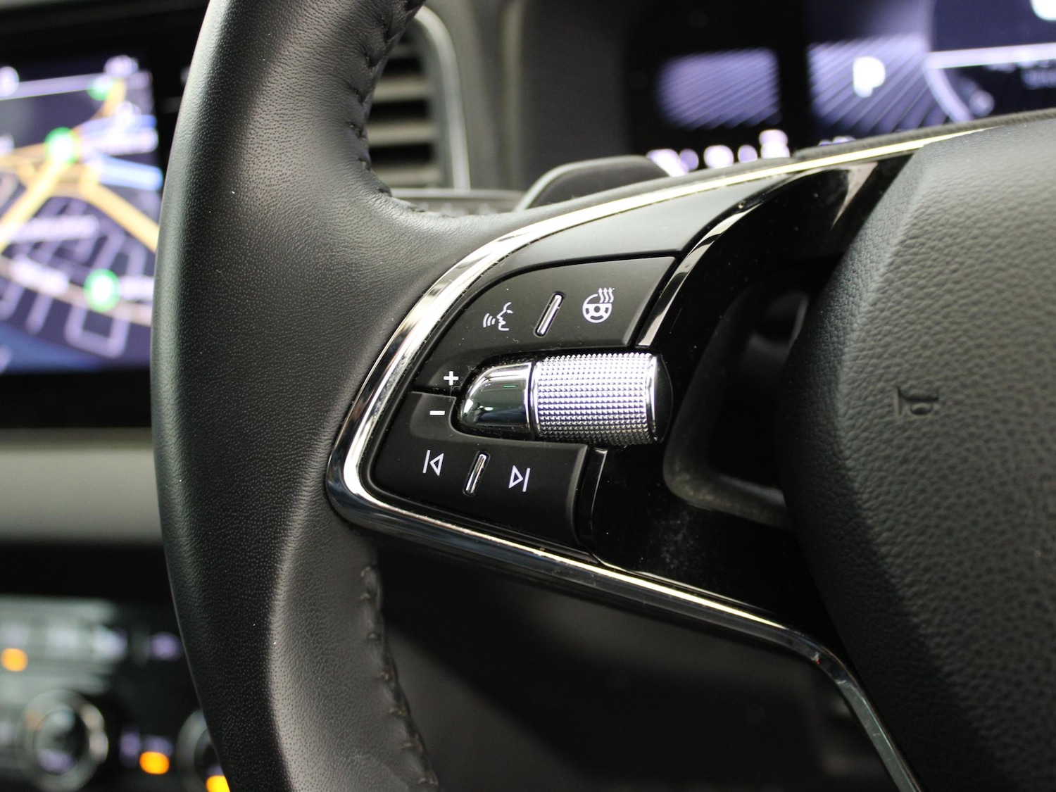 Used Skoda Karoq 2023 for sale - 77220019: Photo 34