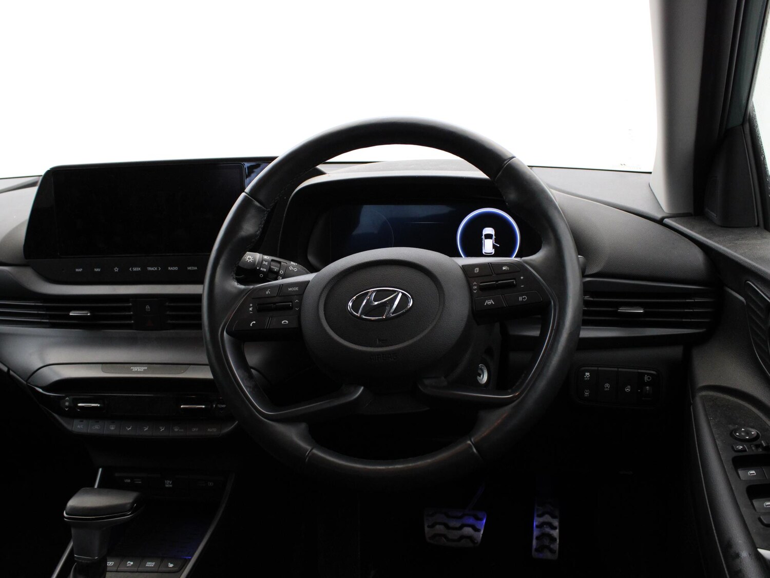 Used Hyundai BAYON 2023 for sale - 77240101: Photo 11