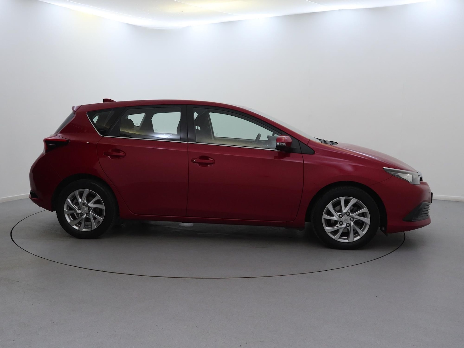 Used Toyota Auris 2017 for sale - 76077322: Photo 8