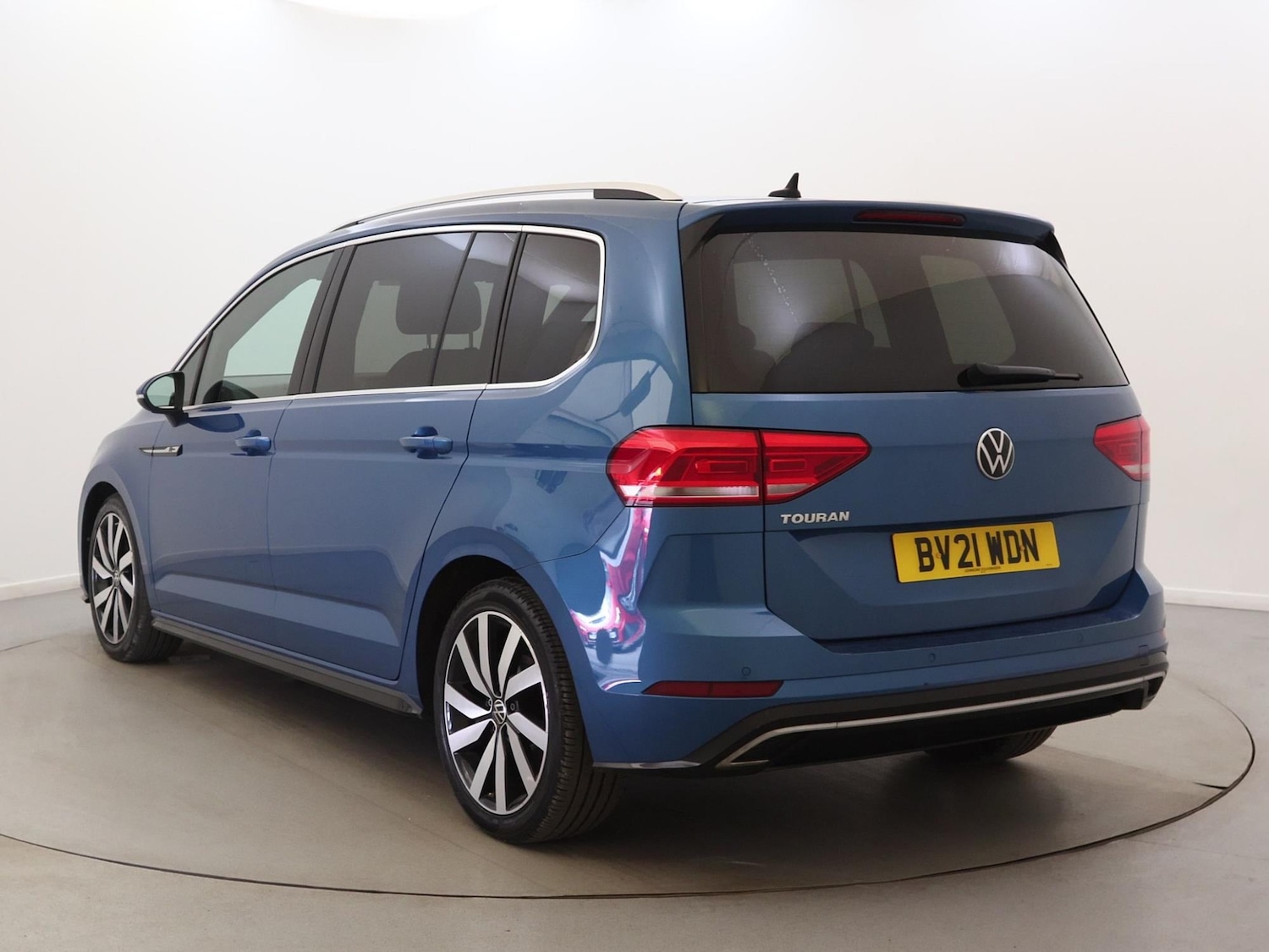 Used Volkswagen Touran 2021 for sale - 76890321: Photo 7