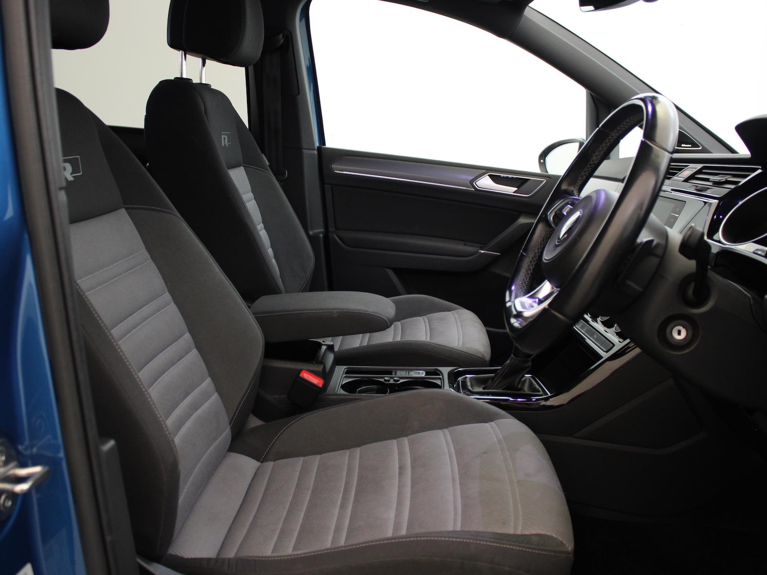 Used Volkswagen Touran 2021 for sale - 76890321: Photo 9