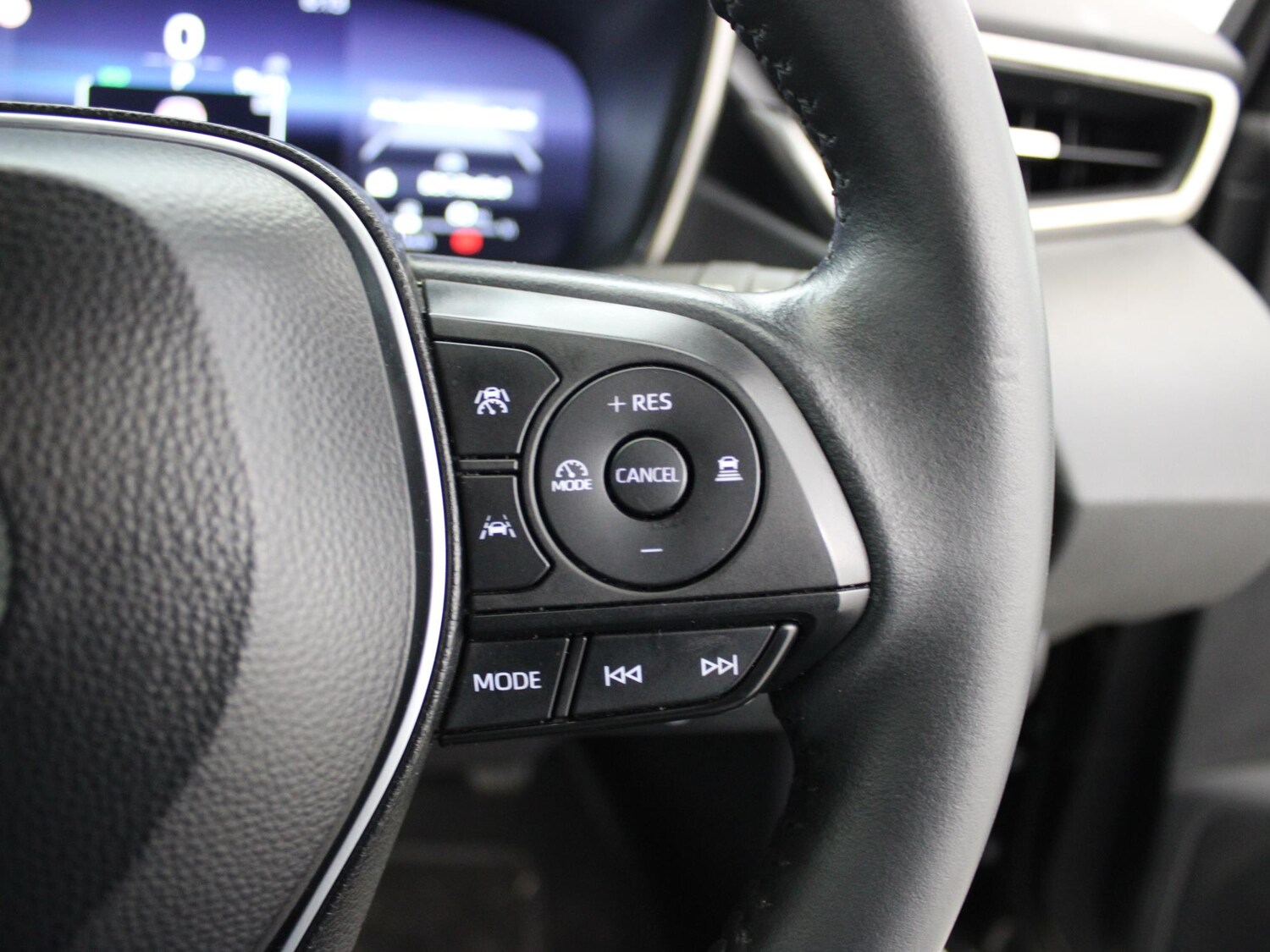 Used Toyota Corolla 2023 for sale - 77996637: Photo 28