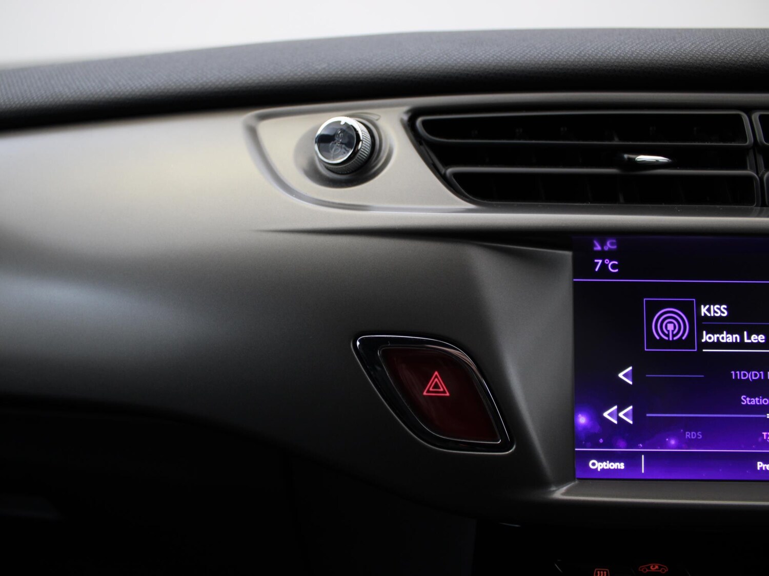 Used DS Automobiles DS 3 2016 for sale - 77348320: Photo 20