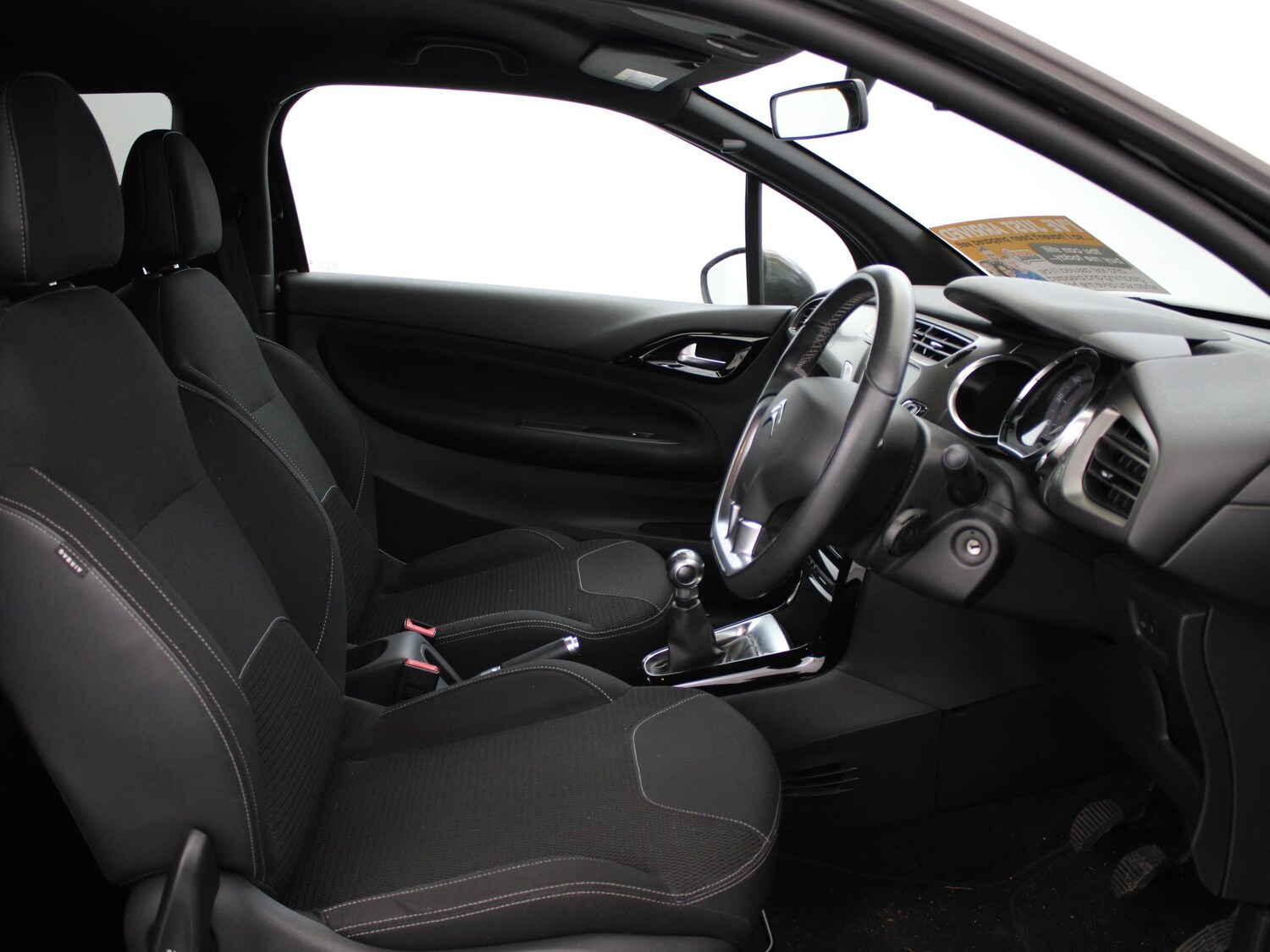 Used DS Automobiles DS 3 2016 for sale - 77348320: Photo 8