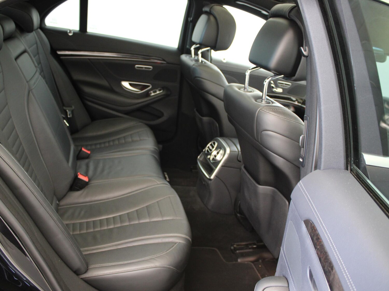 Used Mercedes-Benz S Class 2017 for sale - 77943912: Photo 12