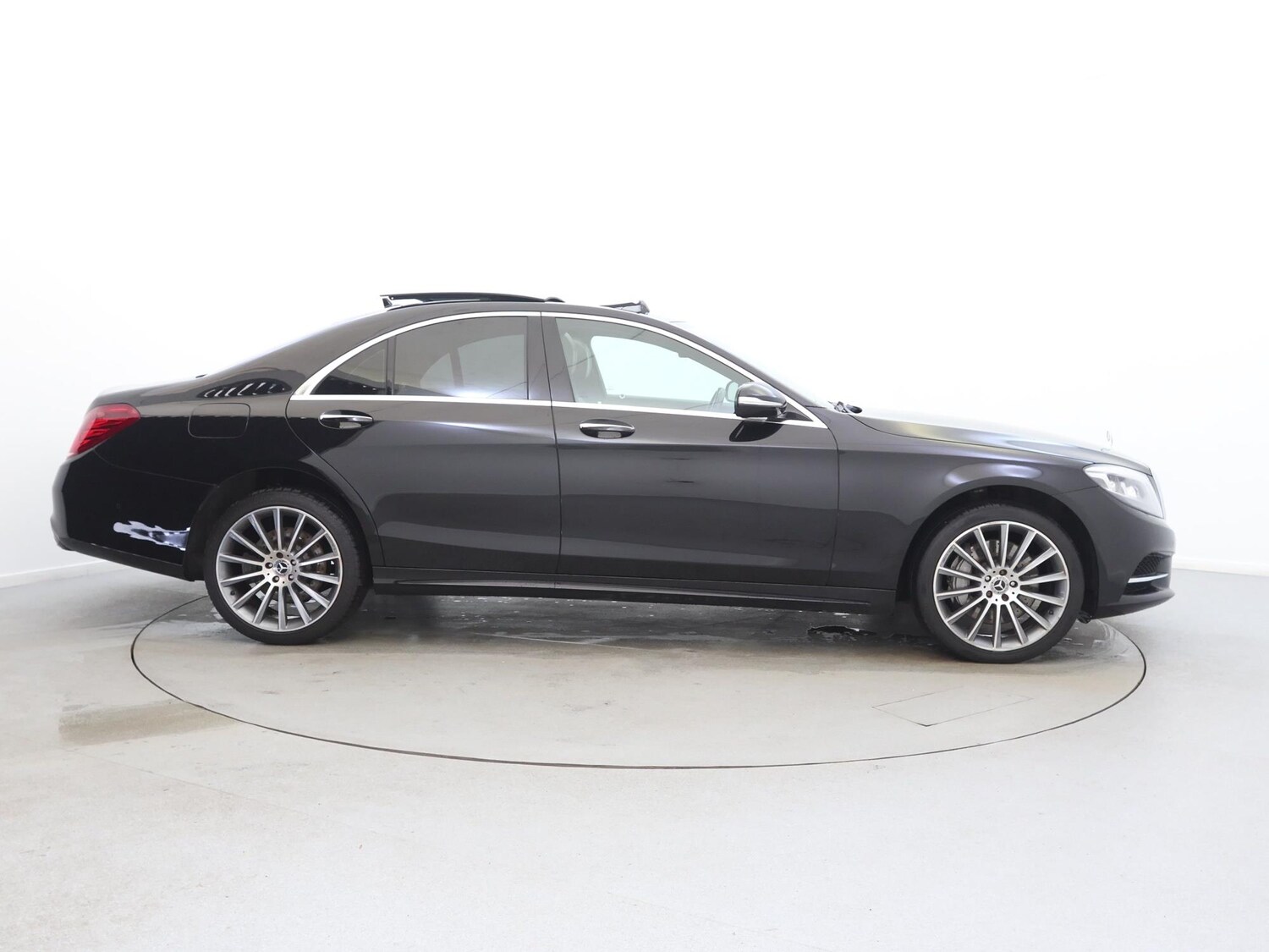 Used Mercedes-Benz S Class 2017 for sale - 77943912: Photo 8