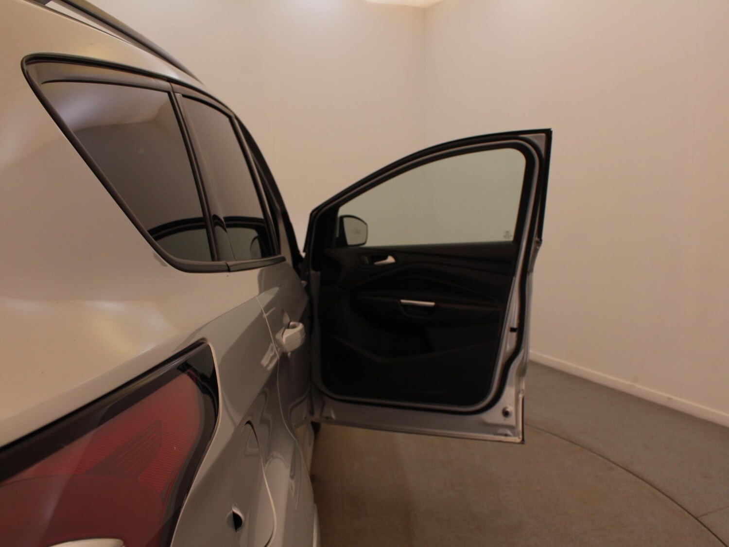 Used Ford Kuga 2019 for sale - 77829371: Photo 31