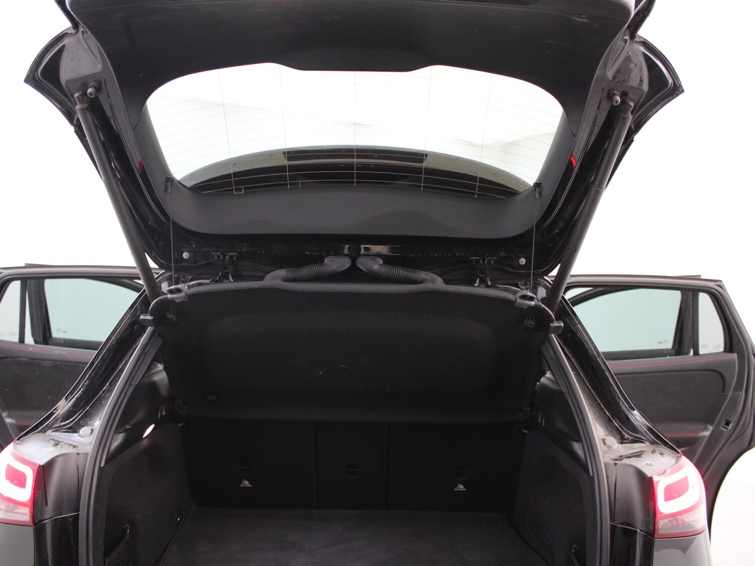 Used Mercedes-Benz GLA 2021 for sale - 77829479: Photo 35