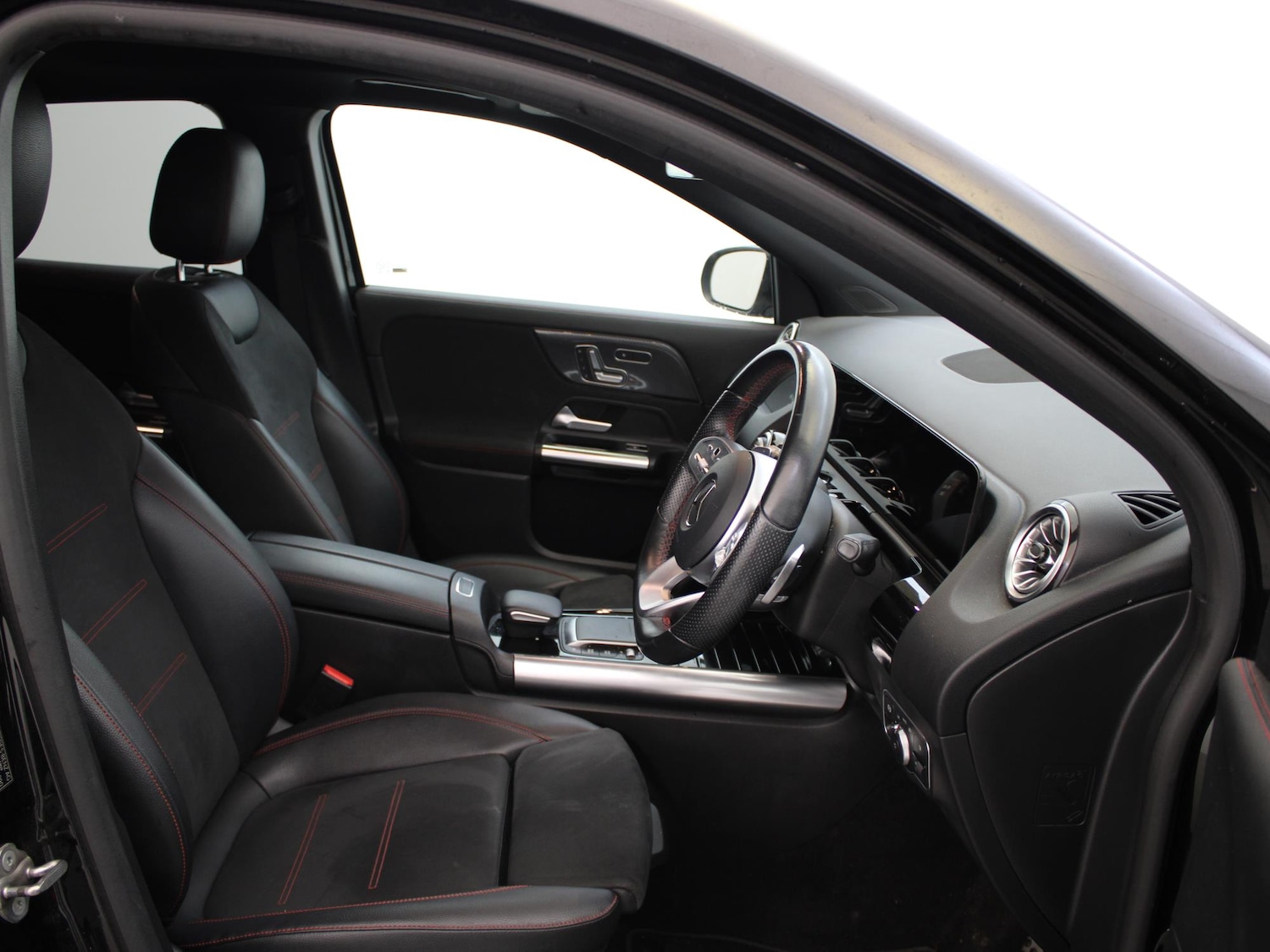 Used Mercedes-Benz GLA 2021 for sale - 77829479: Photo 9