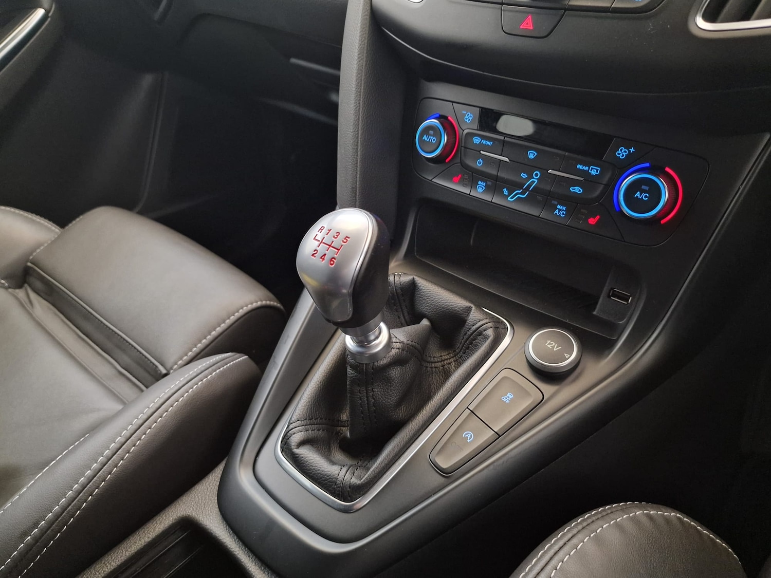 Used Ford Focus 2018 for sale - 76516017: Photo 25