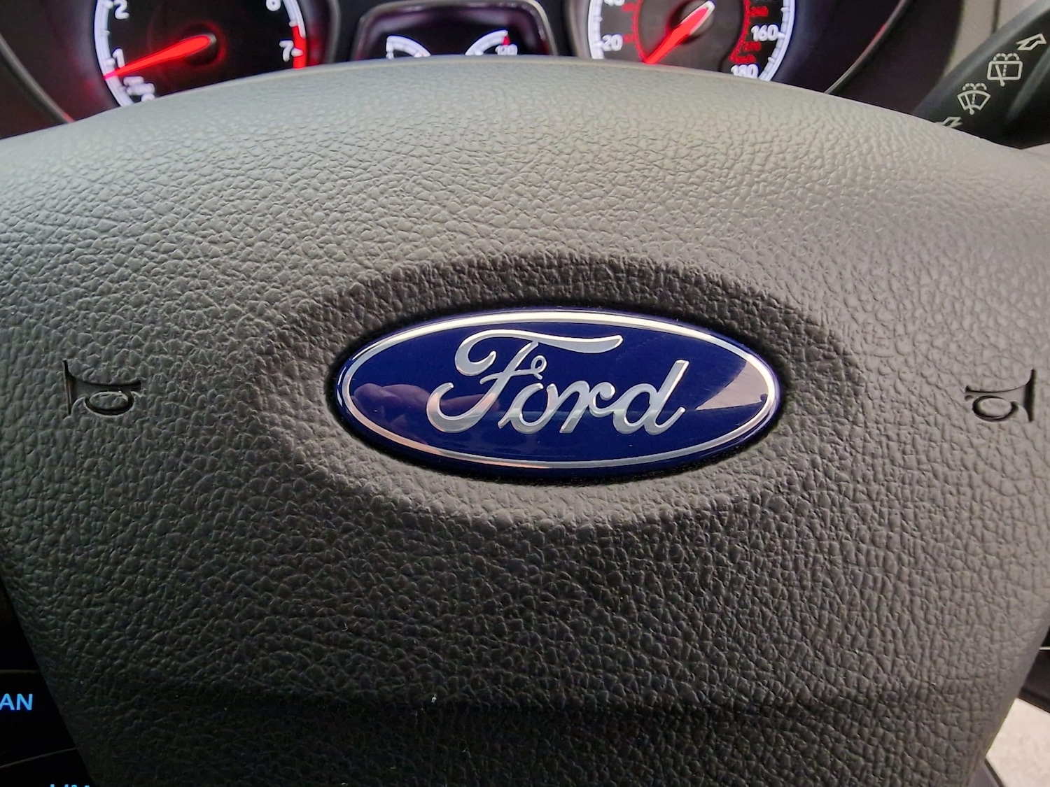 Used Ford Focus 2018 for sale - 76516017: Photo 28