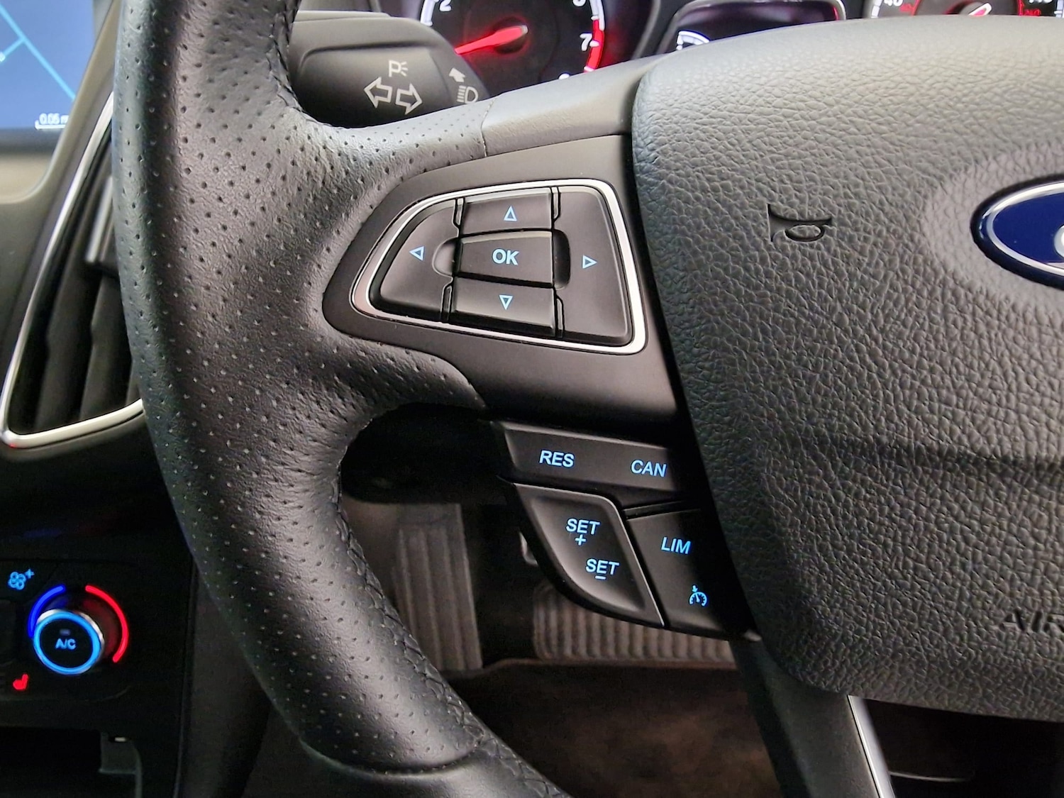 Used Ford Focus 2018 for sale - 76516017: Photo 29