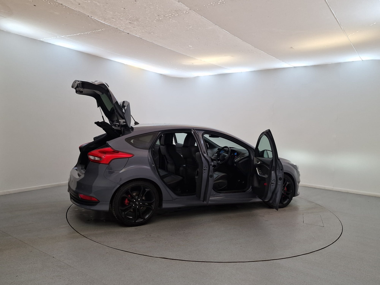 Used Ford Focus 2018 for sale - 76516017: Photo 37