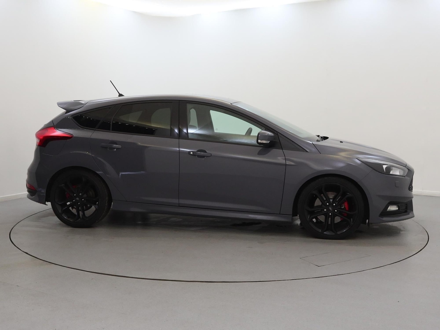 Used Ford Focus 2018 for sale - 76516017: Photo 8