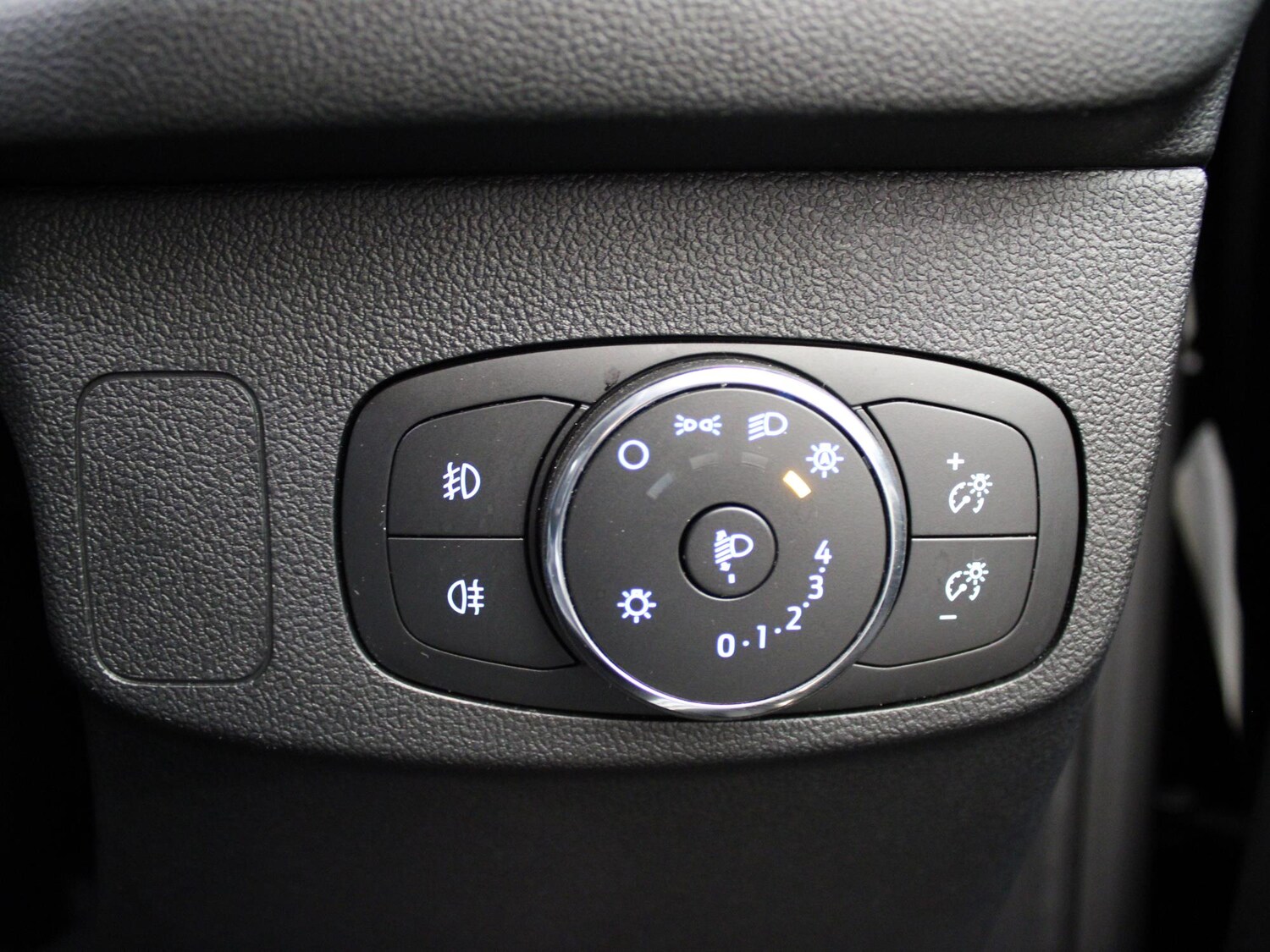 Used Ford Focus 2023 for sale - 76016453: Photo 31