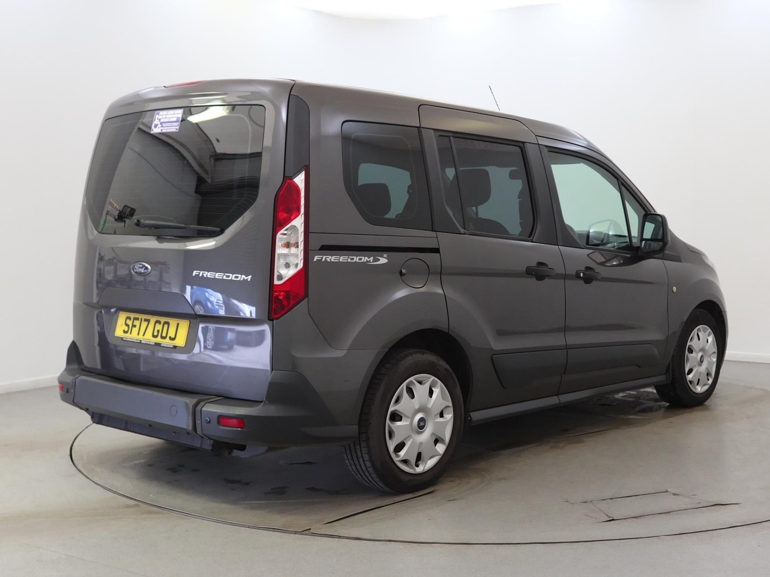 Used Ford Tourneo Connect 2017 for sale - 77829361: Photo 5