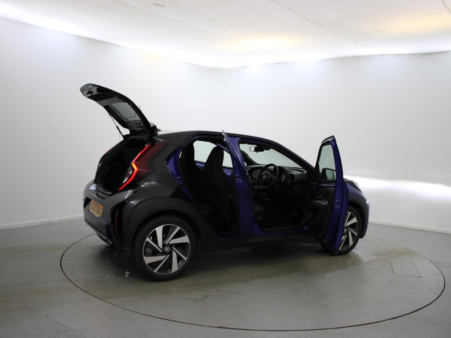 Used Toyota Aygo X 2023 for sale - 77294724: Photo 30