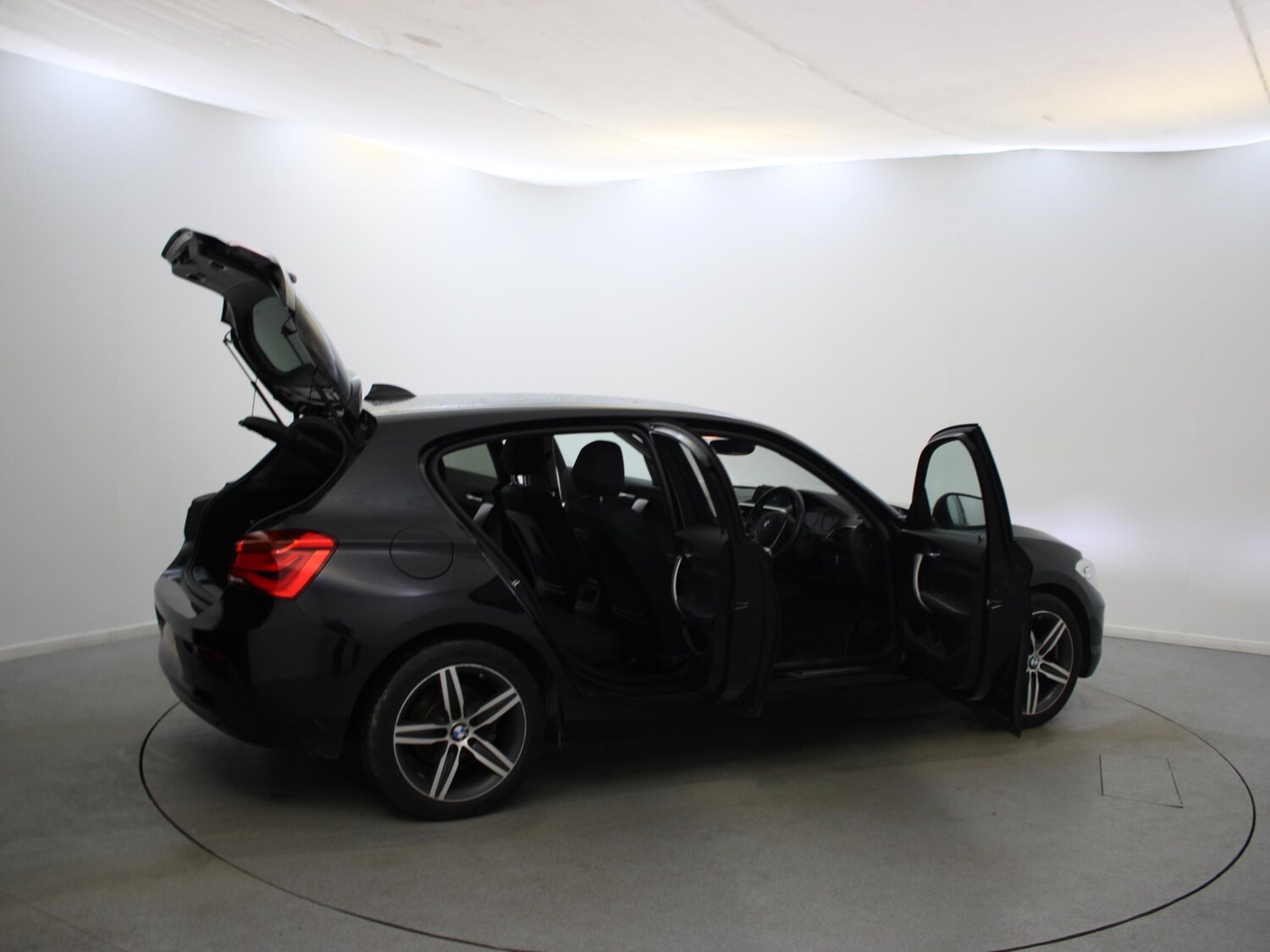 Used BMW 1 Series 2019 for sale - 77706876: Photo 25