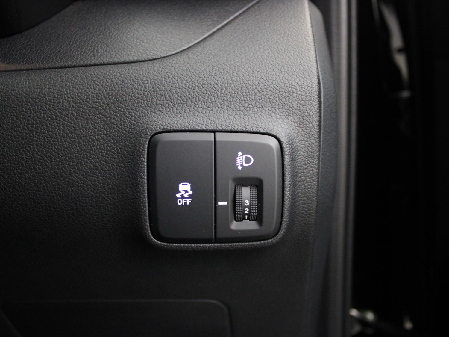 Used Hyundai i10 2024 for sale - 76502945: Photo 34