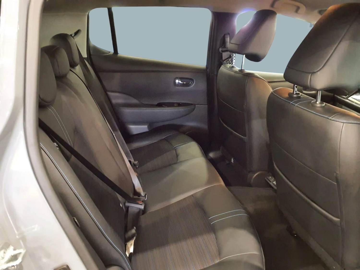 Used Nissan Leaf 2021 for sale - 78107557: Photo 6