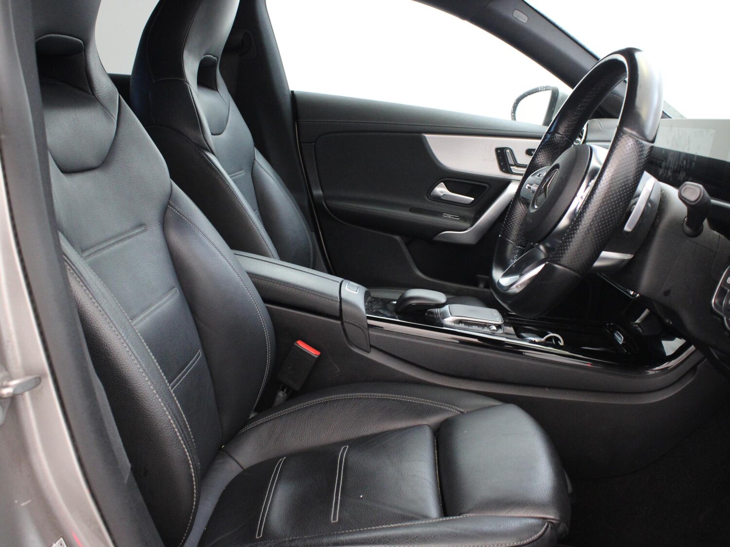 Used Mercedes-Benz CLA 2020 for sale - 76916443: Photo 9