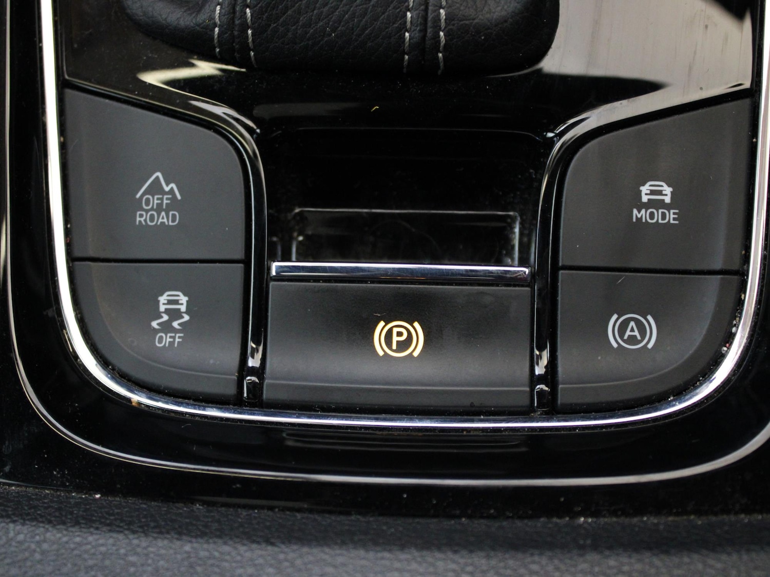 Used Skoda Karoq 2020 for sale - 76243697: Photo 29