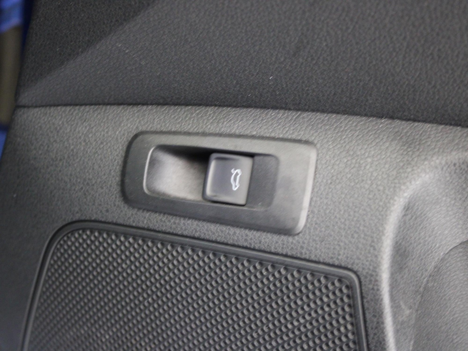 Used Skoda Karoq 2020 for sale - 76243697: Photo 33