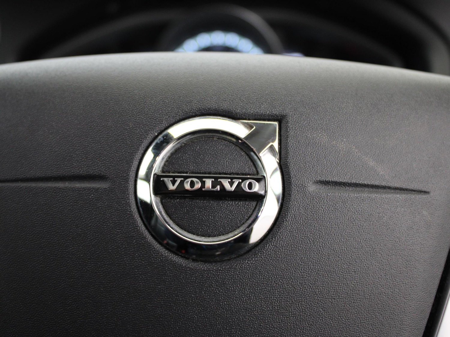 Used Volvo V40 2018 for sale - 77473018: Photo 27