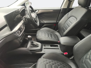 Used Ford Focus 2023 for sale - 78386364: Photo
