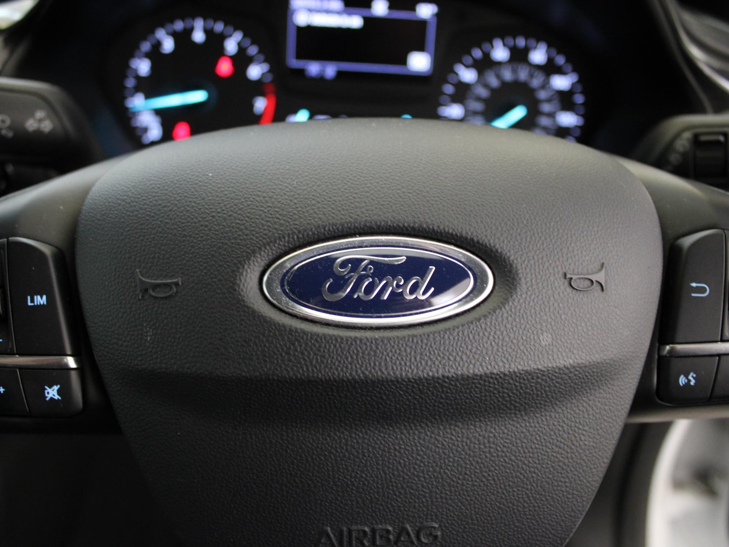 Used Ford Fiesta 2018 for sale - 76610990: Photo 26