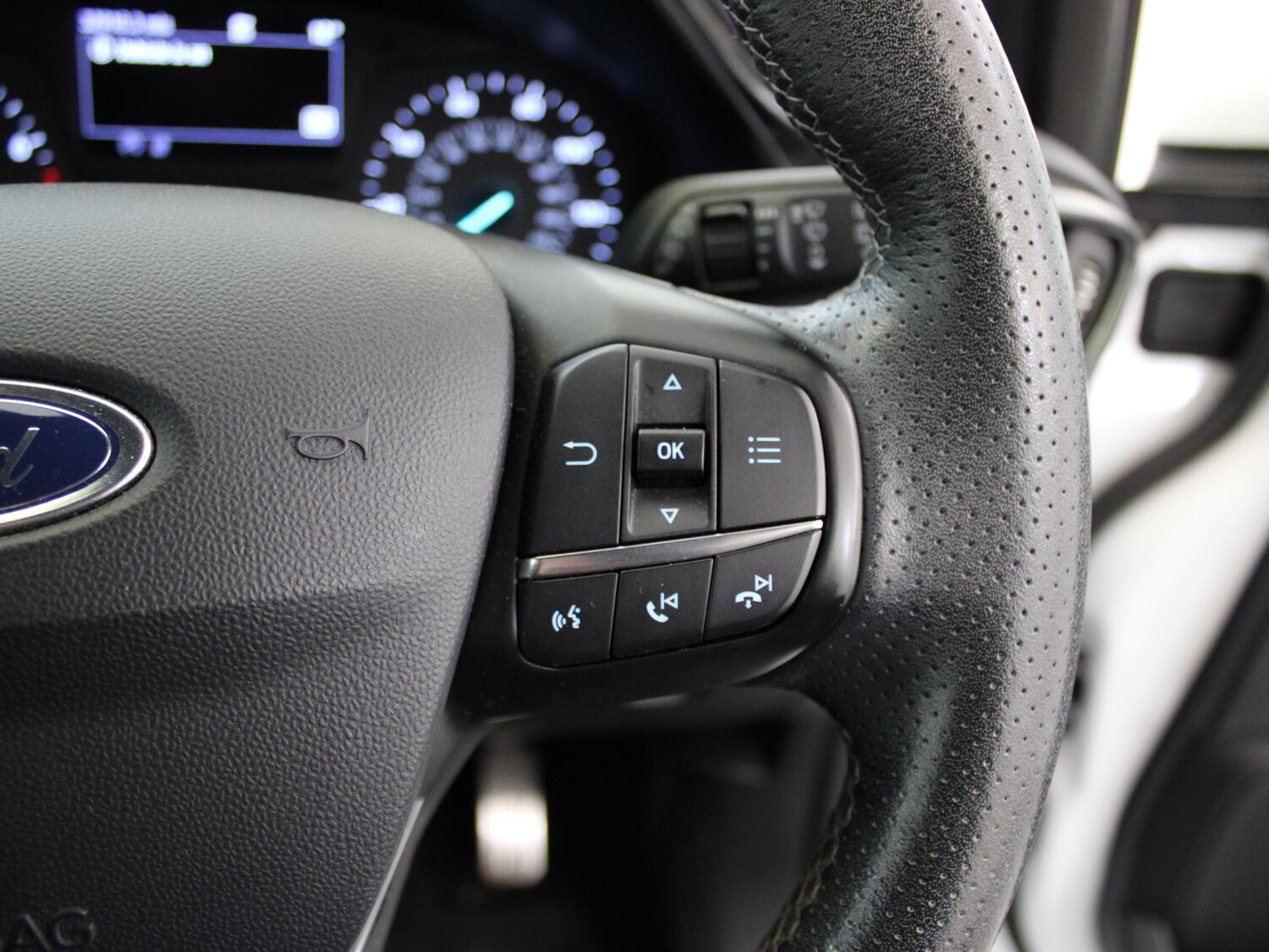 Used Ford Fiesta 2018 for sale - 76610990: Photo 28