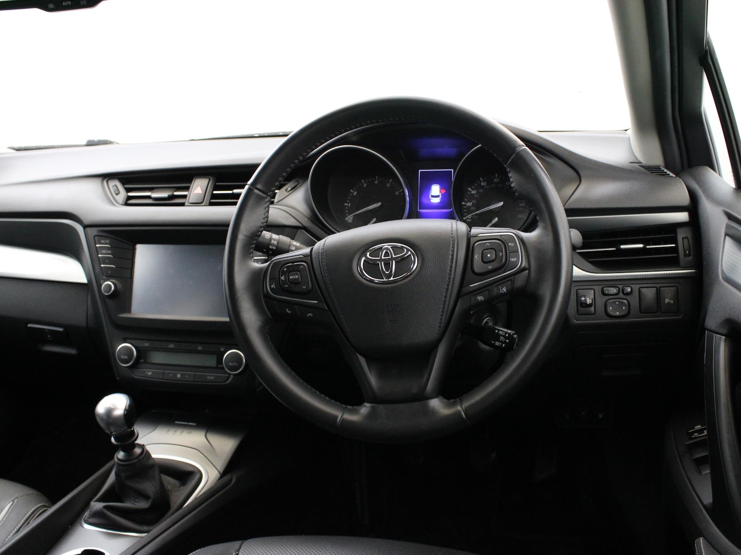 Used Toyota Avensis 2017 for sale - 76515870: Photo 14