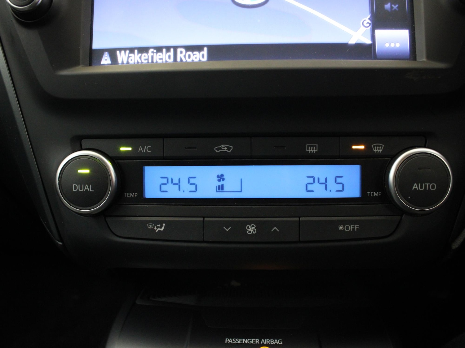 Used Toyota Avensis 2017 for sale - 76515870: Photo 24